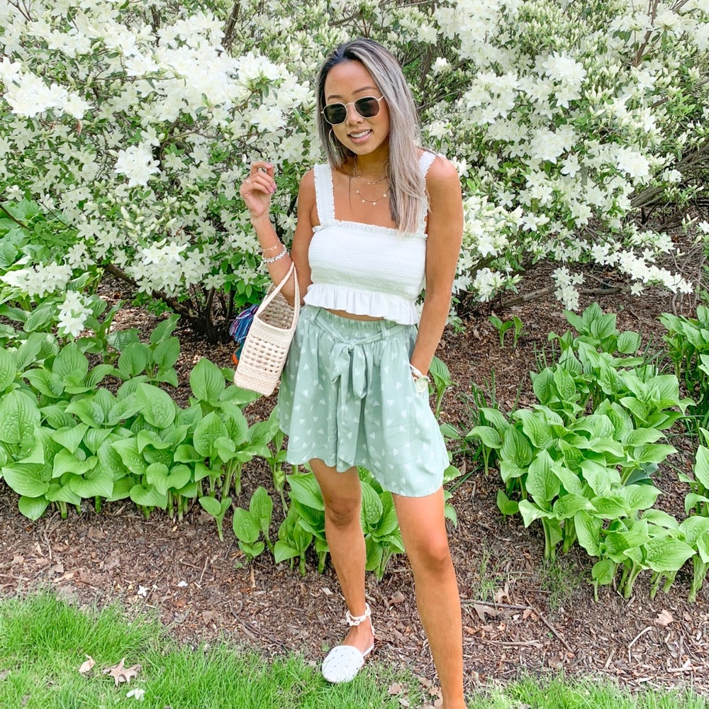 Tie front printed green shorts